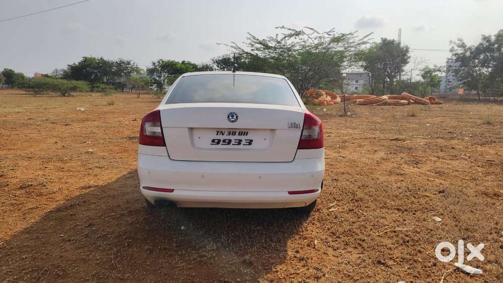 Skoda Laura 2.0 Tdi At L And K, 2011, Diesel