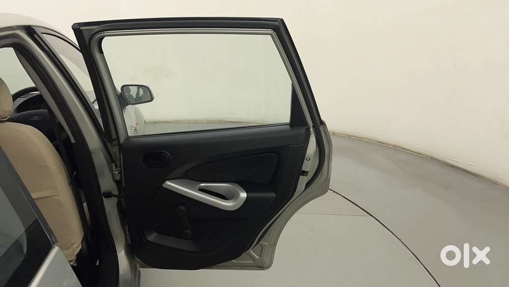 Ford Figo 2010-2012 Petrol Zxi, 2013, Petrol