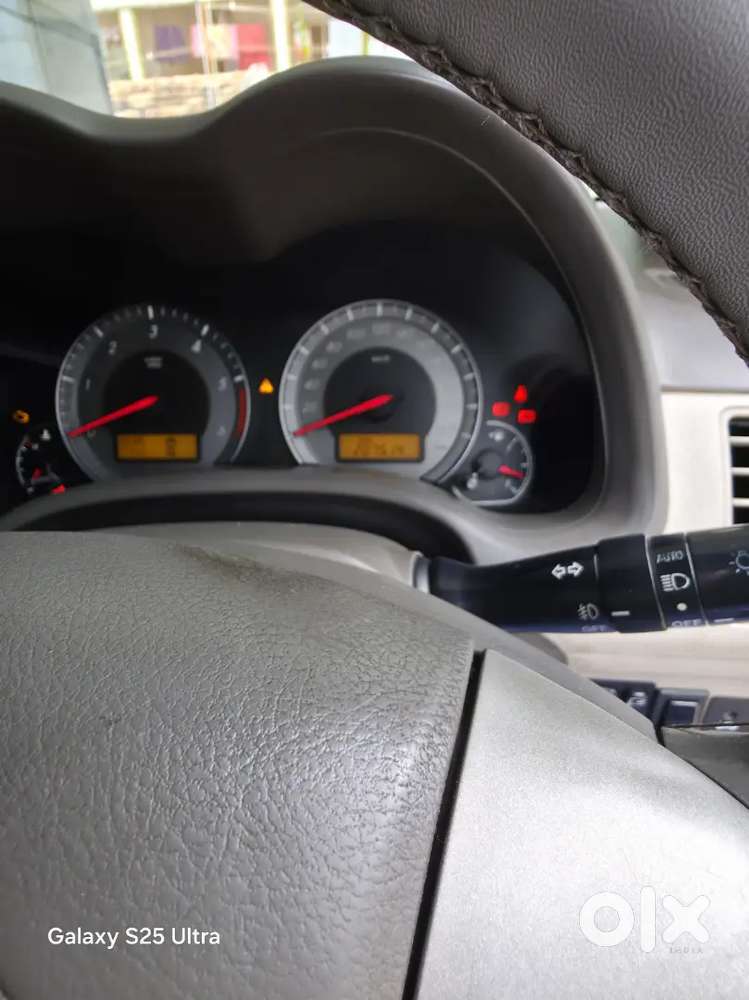 Toyota Corolla Altis 2010