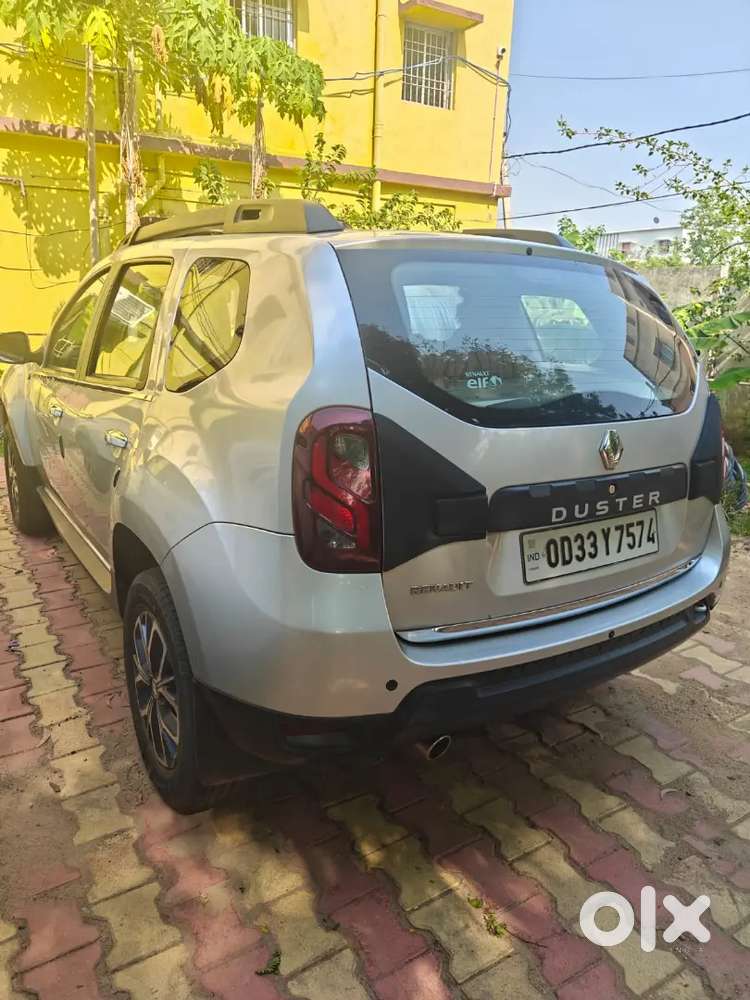 Renault Duster 2019 Petrol Manual Silver Colour