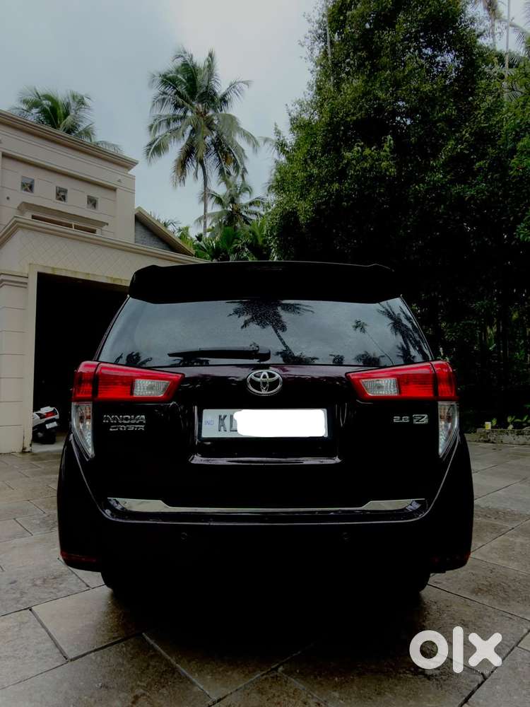 Toyota Innova Crysta 2.8z Automatic, 2017, Diesel