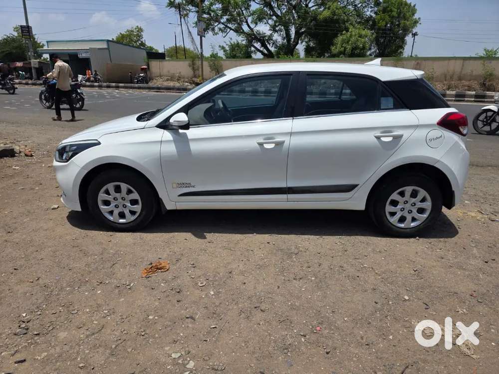 Hyundai I20 2016 Petrol 35000 Km Driven
