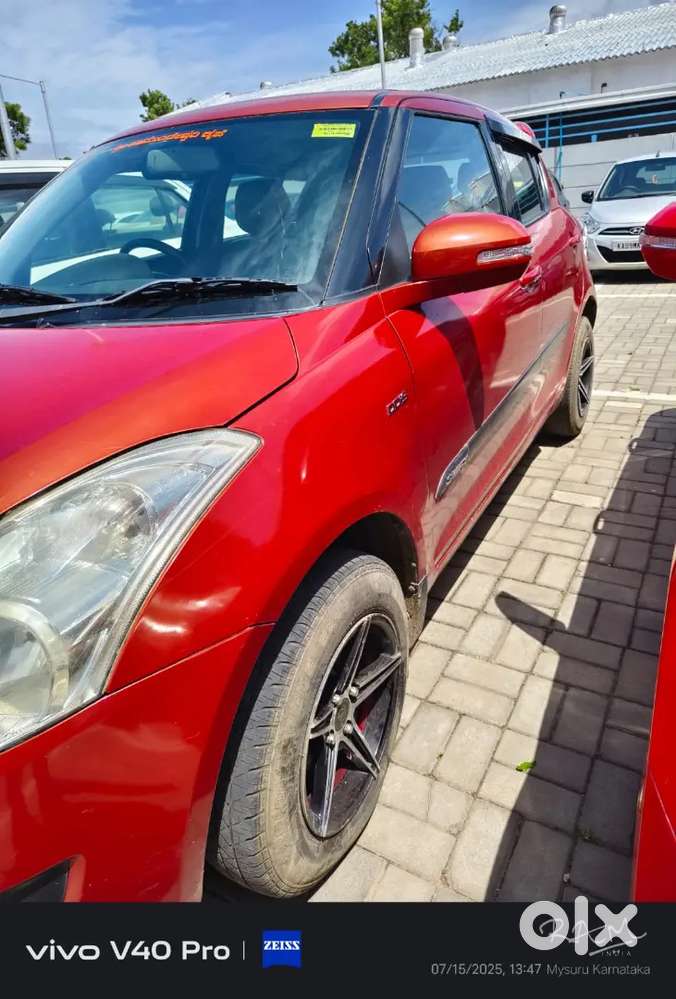 Maruti Suzuki Swift 2012 Diesel 113000 Km Driven