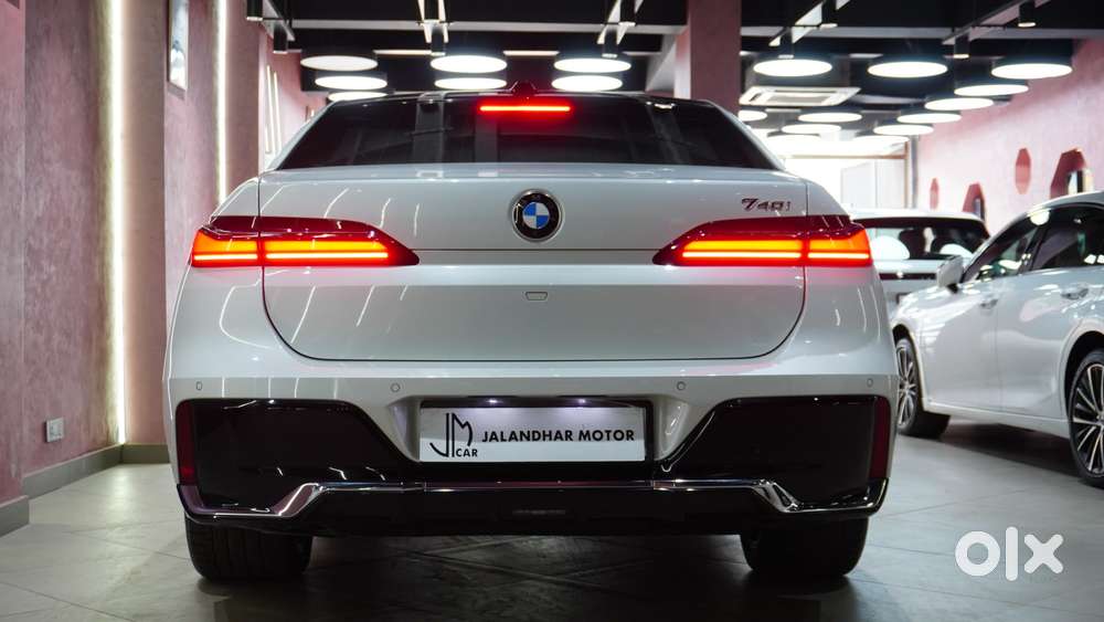 Bmw 7 Series 740i M Sport Petrol Automatic, 2025, Petrol