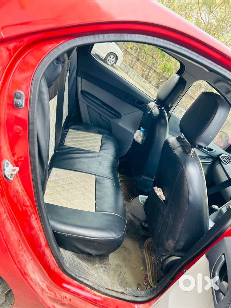 Tata Tiago 1.05 Revotorq Xz, 2016, Petrol