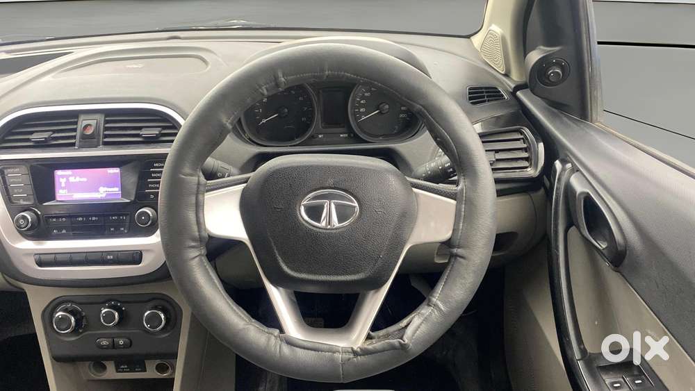Tata Tiago 1.2 Revotron Xt, 2016, Petrol