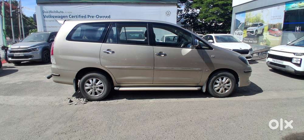 Toyota Innova 2.5 V 7 Str, 2011, Diesel