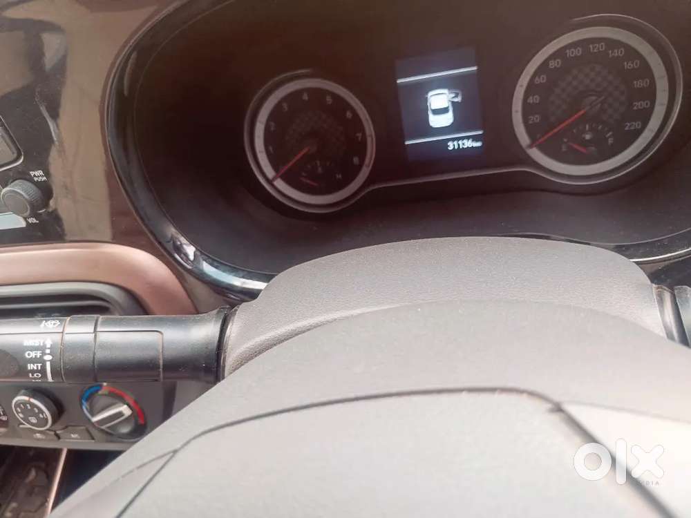 Hyundai Aura 2023 Petrol 29000 Km Driven
