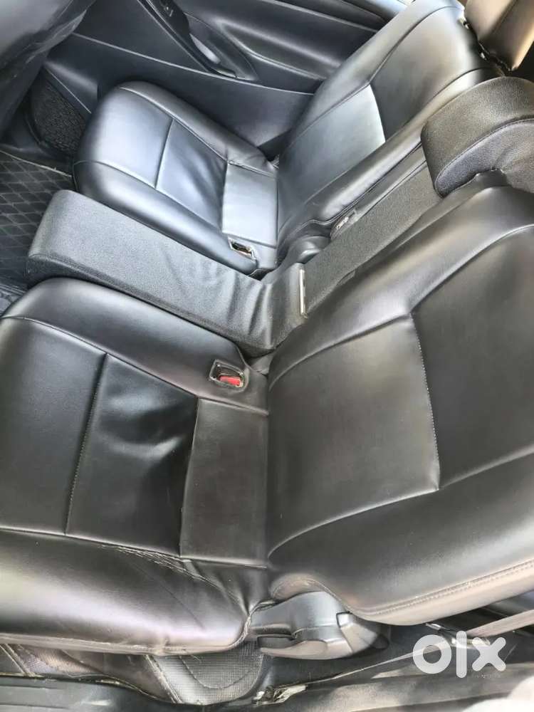 Toyota Innova Crysta 2017 Diesel 170000 Km Driven