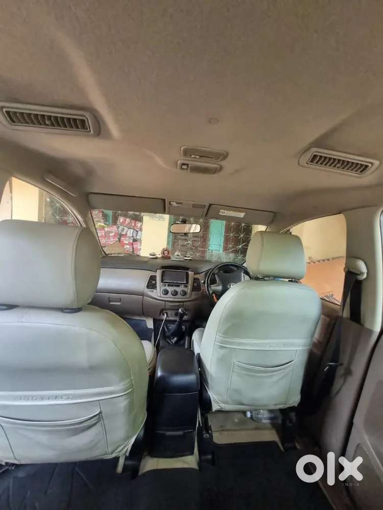 Toyota Innova 2.5 Gx 2015