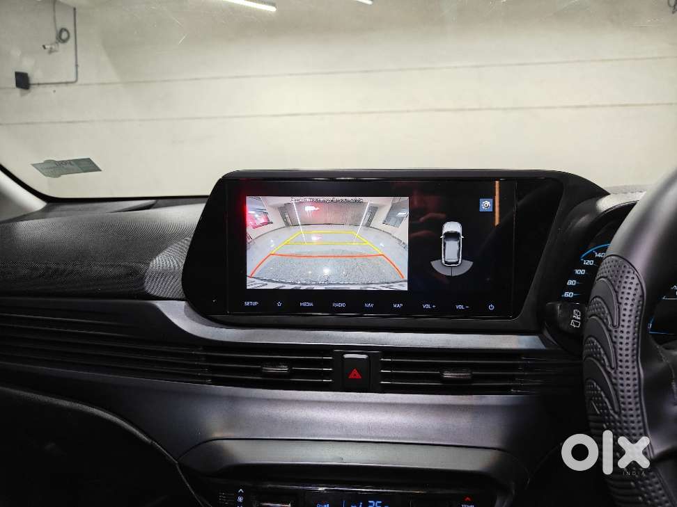 Hyundai New I20 1.2 Asta (o) Ivt, 2023, Petrol