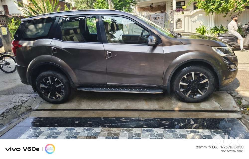 Mahindra Xuv500 Diesel W11(o) At 2019