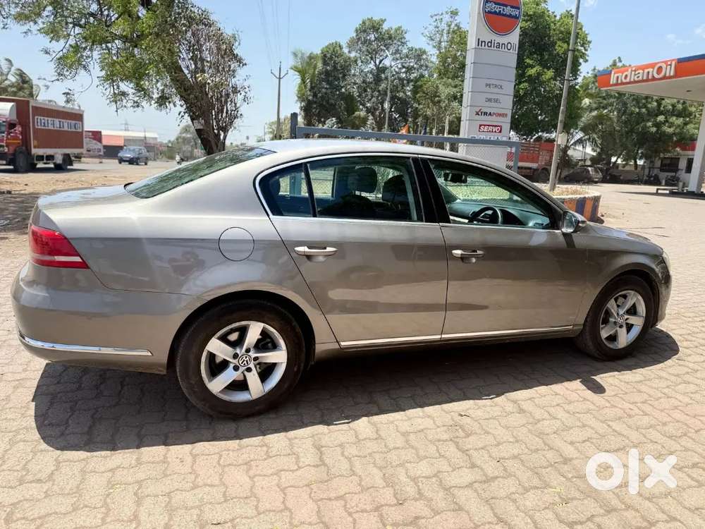 Volkswagen Passat 2012 Diesel 111000 Km Driven