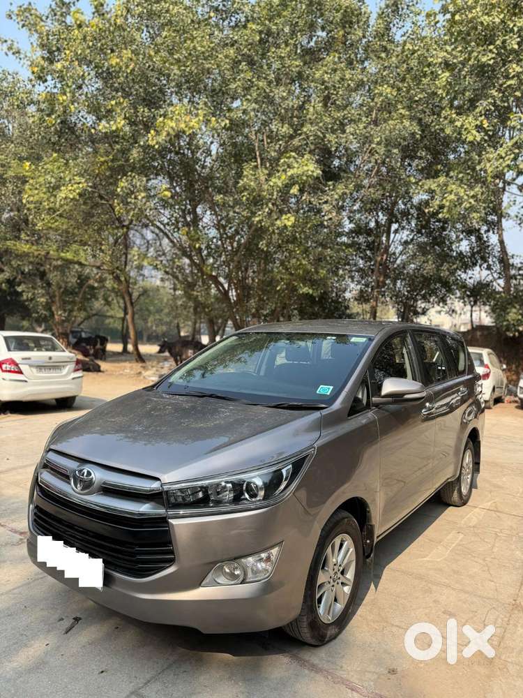Toyota Innova Crysta