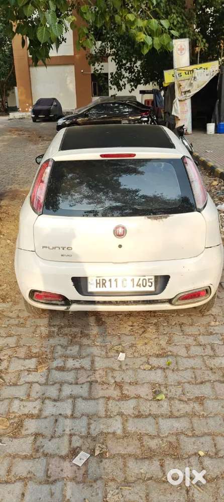 Fiat Punto Evo 2015 Cng & Hybrids 99000 Km Driven