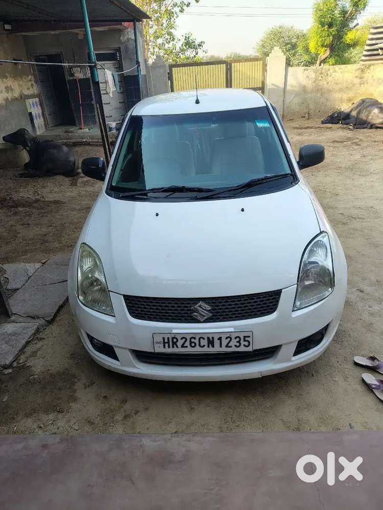 Maruti Suzuki Swift Dzire 2015 Diesel 136000 Km Driven