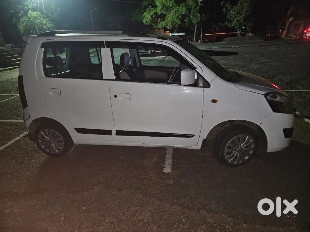 Maruti Suzuki Wagon R 2015 Petrol Well Maintained