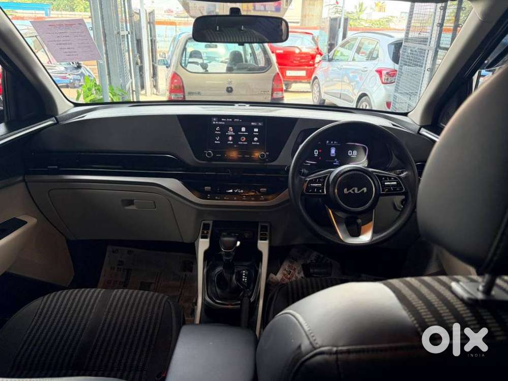 Kia Carens 1.4 Prestige Plus Turbo Dct 7 Str, 2023, Petrol