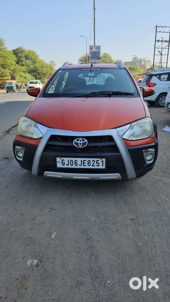 Toyota Etios Cross 2015 Diesel Well Maintained