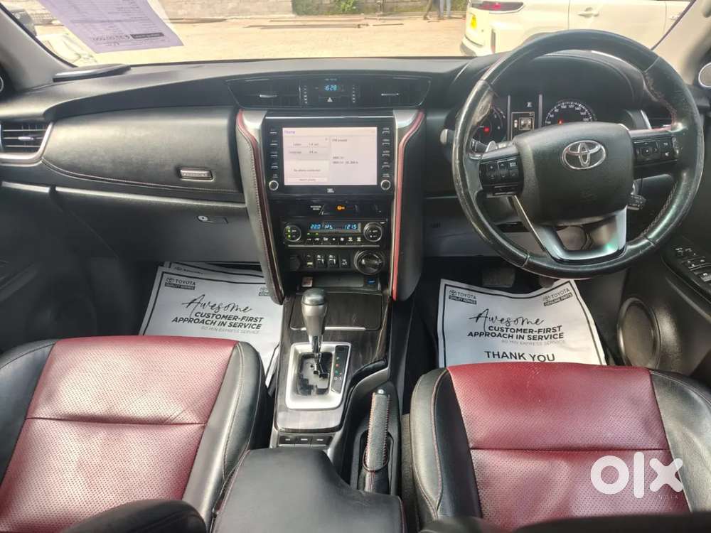 Toyota Fortuner Legender, 2022, Diesel