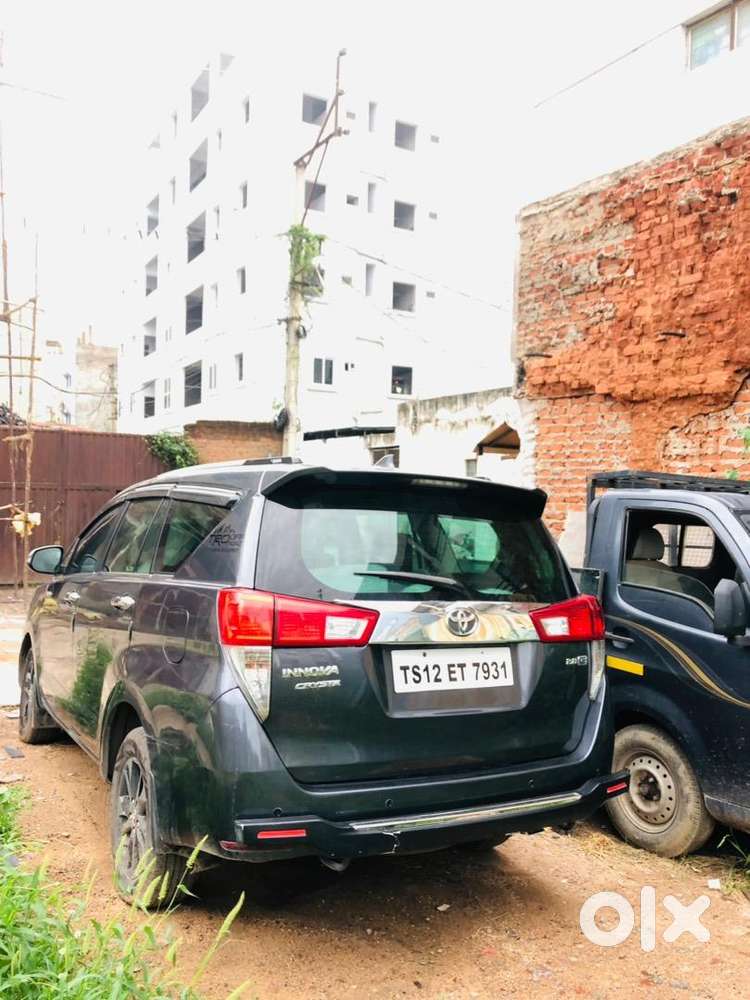 Toyota Innova Crysta 2016 Diesel 133000 Km Driven