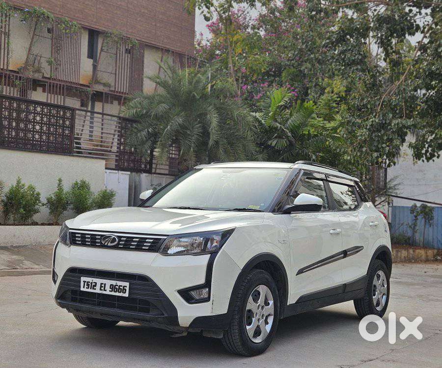 Mahindra Xuv300 W6, 2019, Petrol