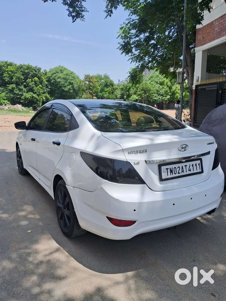 Hyundai Verna I (petrol), 2012, Petrol