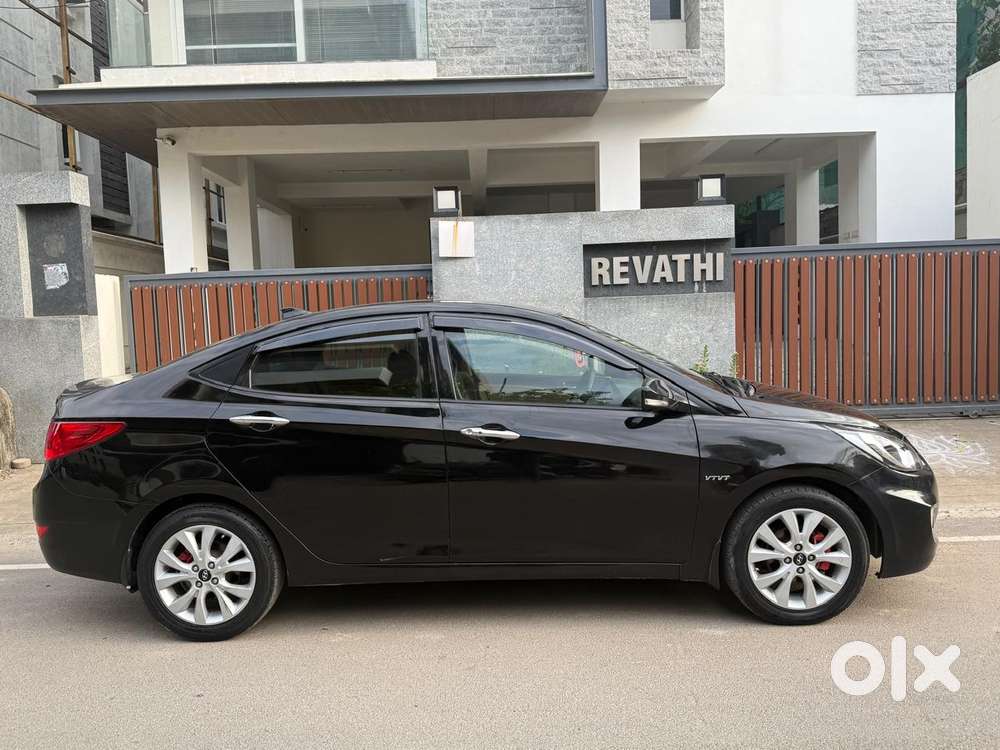 Hyundai Fluidic Verna 1.6 Vtvt Sx, 2013, Petrol