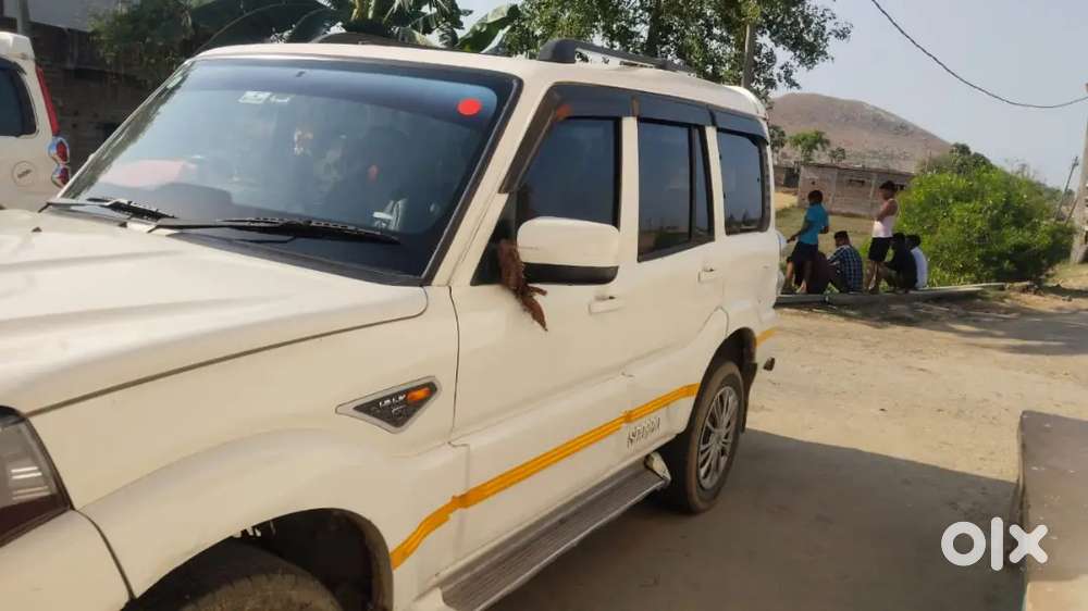 Mahindra Scorpio 2017 Diesel 150000 Km Driven