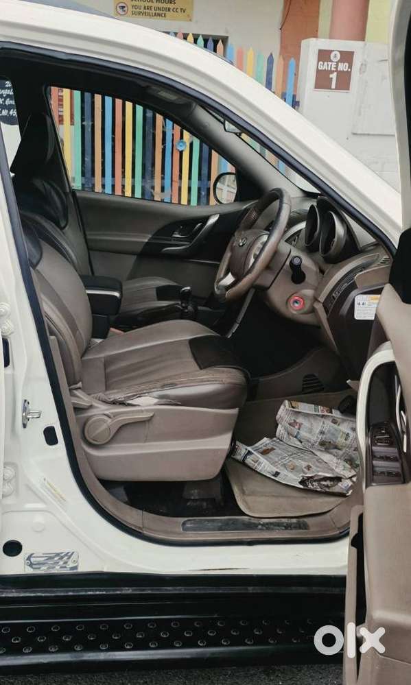 Mahindra XUV500 W8 2WD, 2014, Diesel