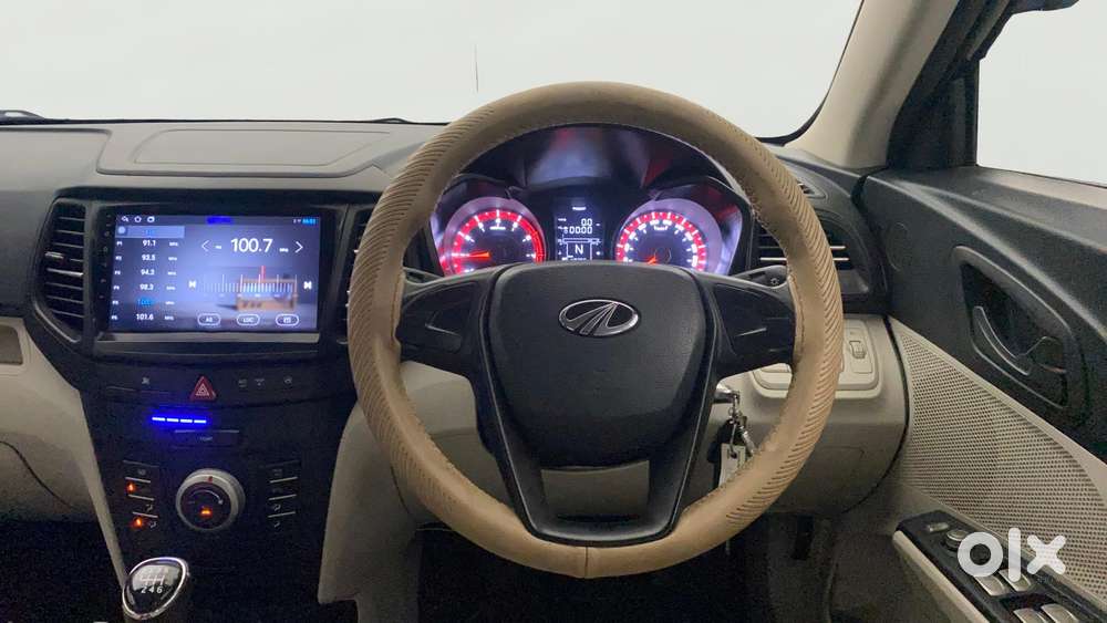 Mahindra Xuv300 W4, 2022, Petrol
