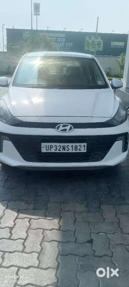 Hyundai Aura Sx Cng 2023