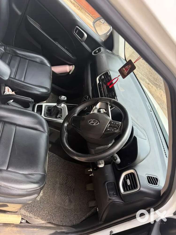 Hyundai Venue Diesel 1st Owner 2020
