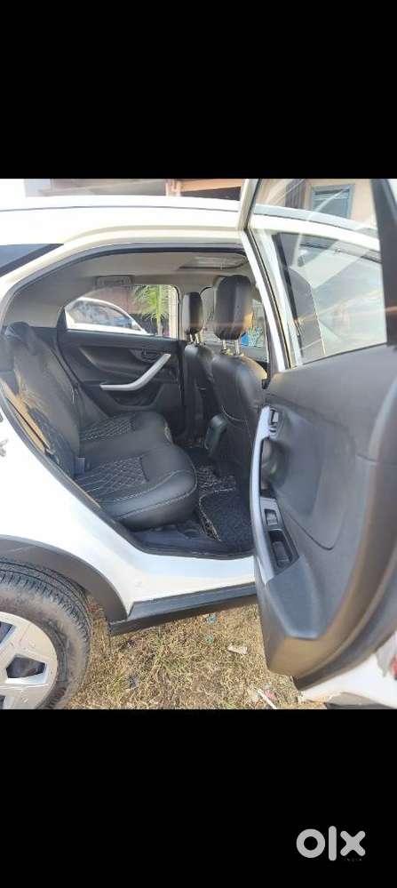Tata Nexon 1.2 Revotron Xm (s), 2022, Petrol
