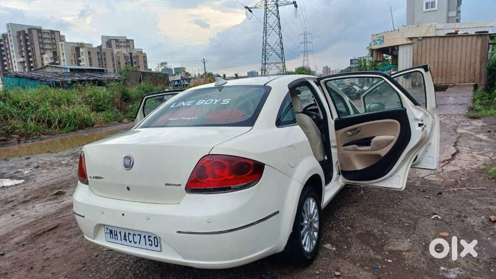 Fiat Linea Emotion 1.3 Multijet Diesel (2010) – Well Maintained