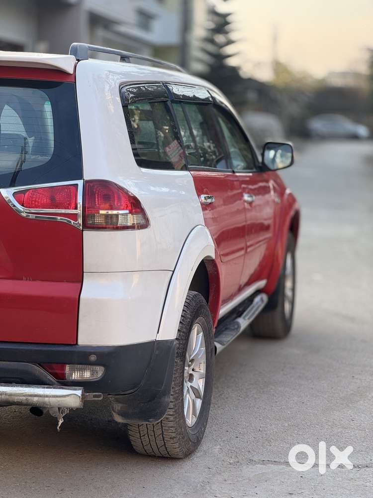 Mitsubishi Pajero Sport Limited Edition, 2015, Diesel