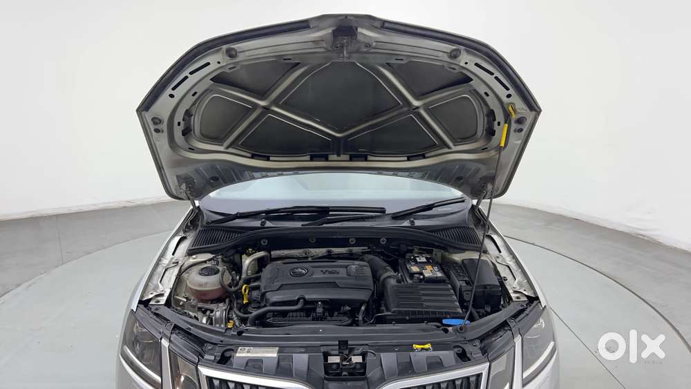 Skoda Octavia 2.0 L K Tsi At, 2018, Petrol