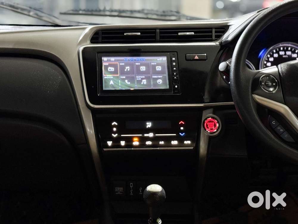 Honda City 1.5 V Cvt I-vtec Mt, 2022, Petrol