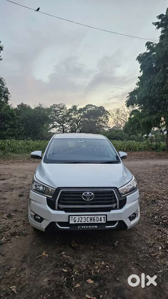 Toyota Innova Crysta 2024