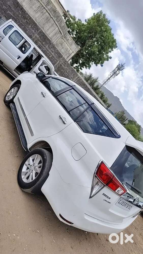 Toyota Innova Crysta 2023 Limited