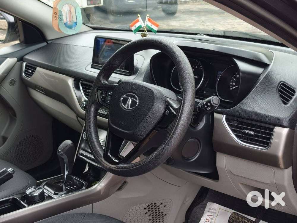 Tata Nexon 1.2 Revotron Xza Plus, 2018, Petrol