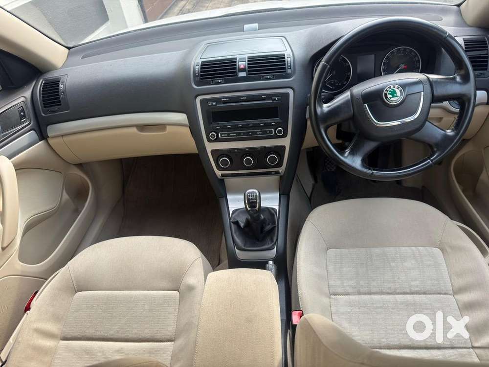 Skoda Laura 2011 Petrol 49000 Km Driven