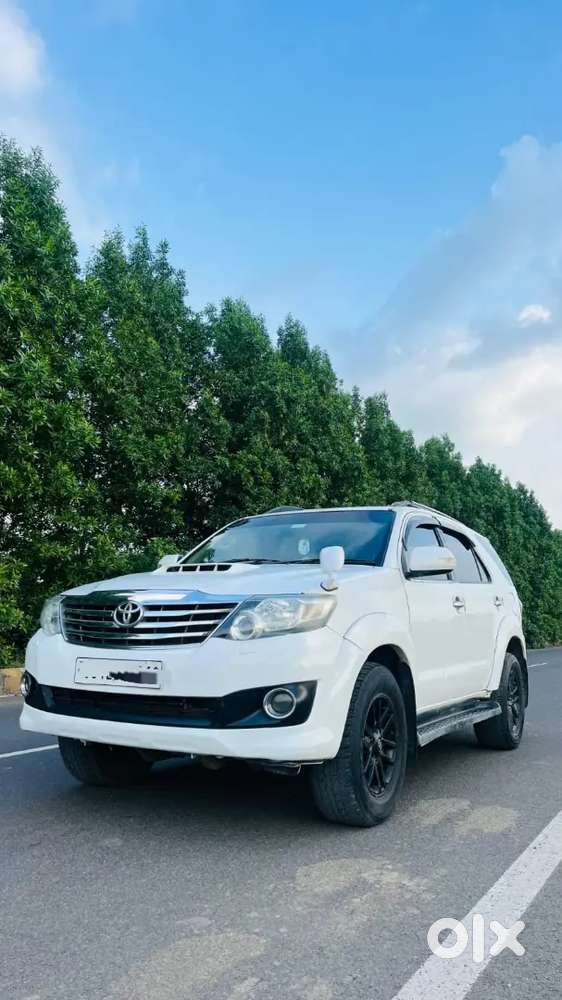 Toyota Fortuner 2012 Diesel Manual