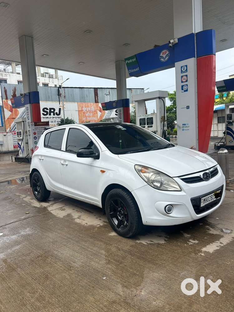 Hyundai I20 Diesel Manual 2010