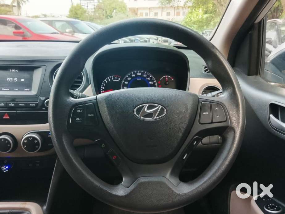 Hyundai Grand I10 Sportz 1.2 Kappa Vtvt, 2017, Petrol