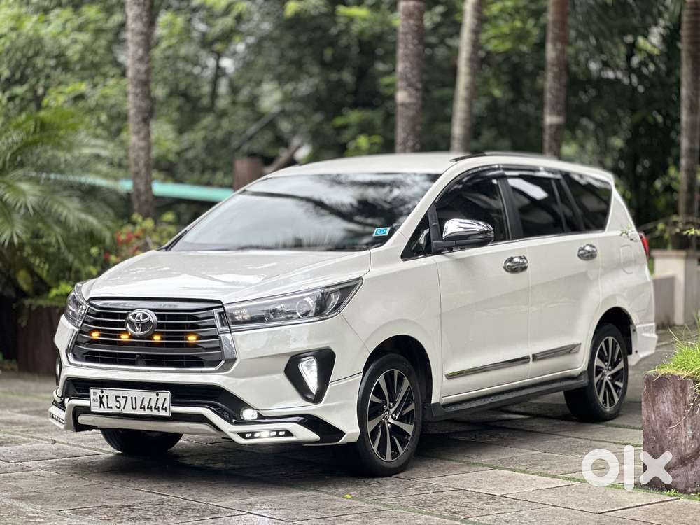 Toyota Innova Crysta 2.8z Automatic, 2019, Diesel