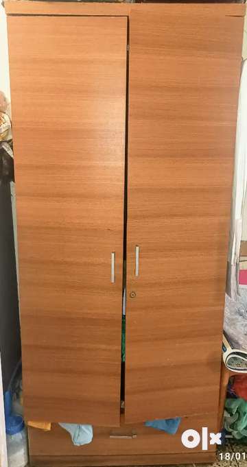 2 door store wardrobe olx