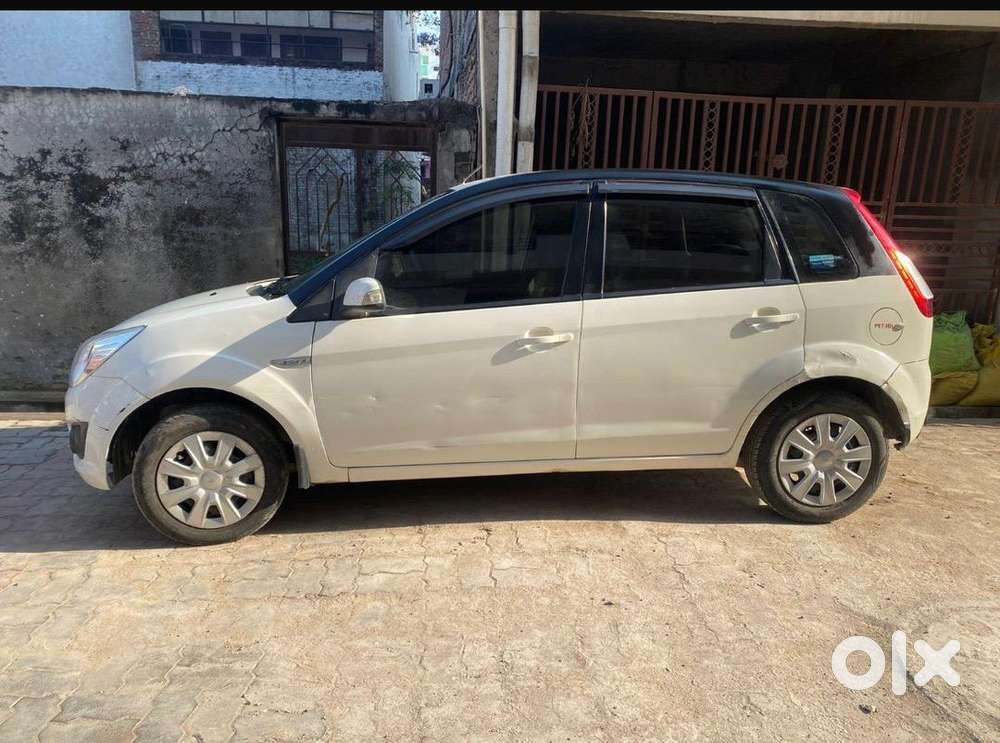 Ford Figo 2015 Petrol 39600 Km Driven