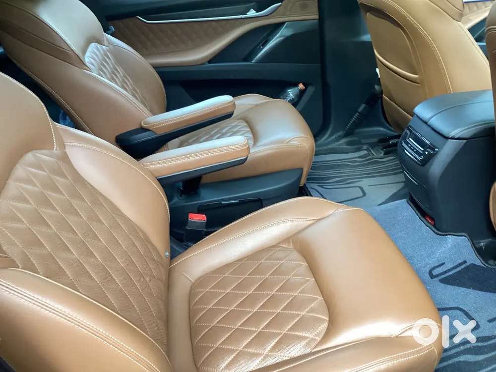 Mg Gloster 2021 Diesel 27900 Km Driven