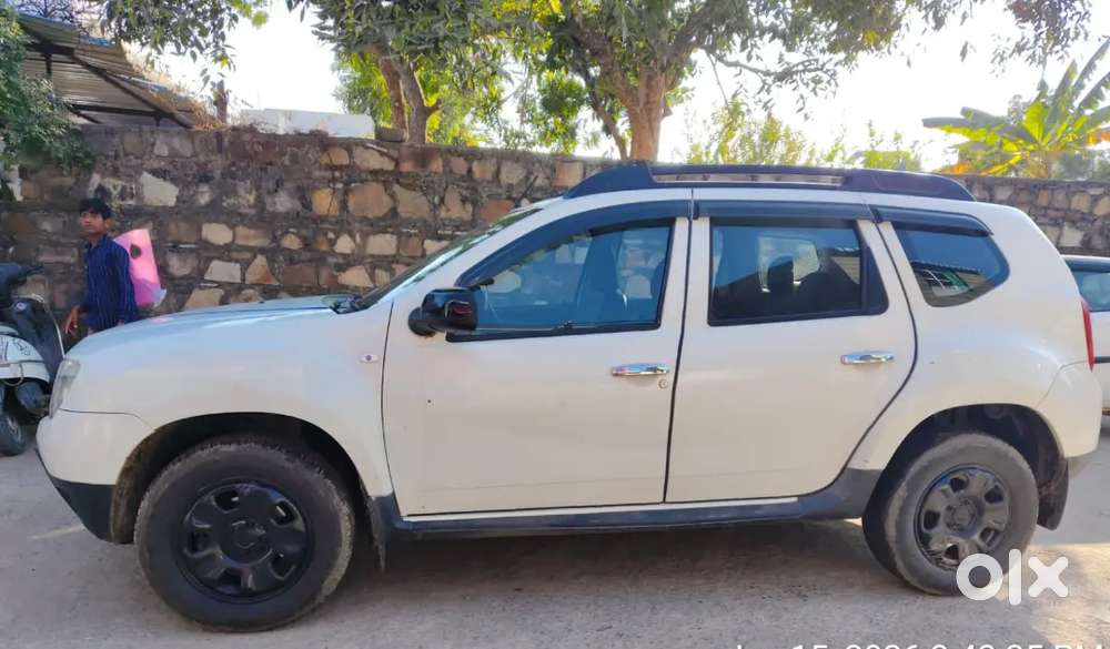Renault Duster 2015 Diesel 102000 Km Driven